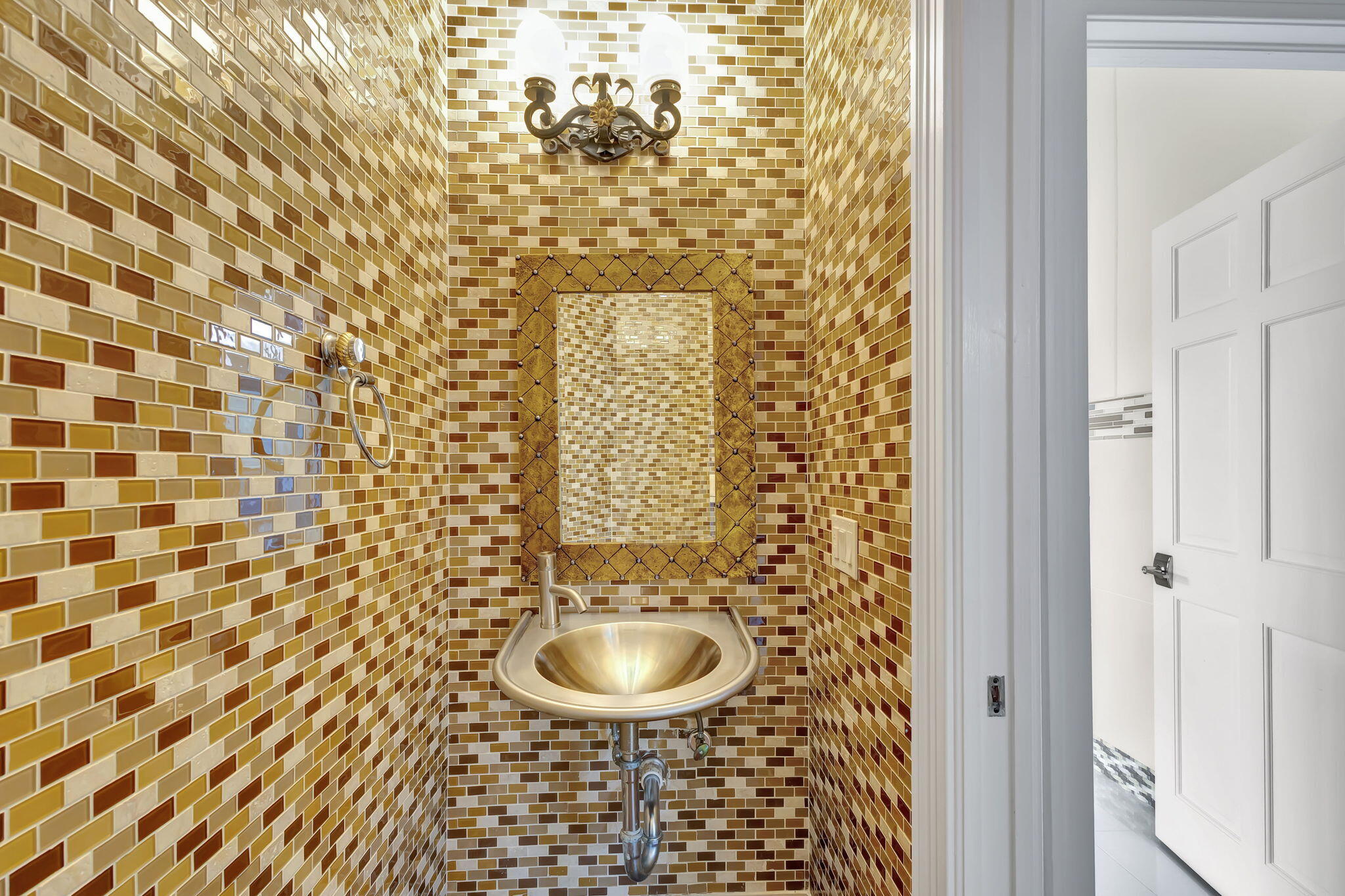 16334 Port Dickinson Drive Jupiter, FL 33477 - Photo 24 of 50 half bath