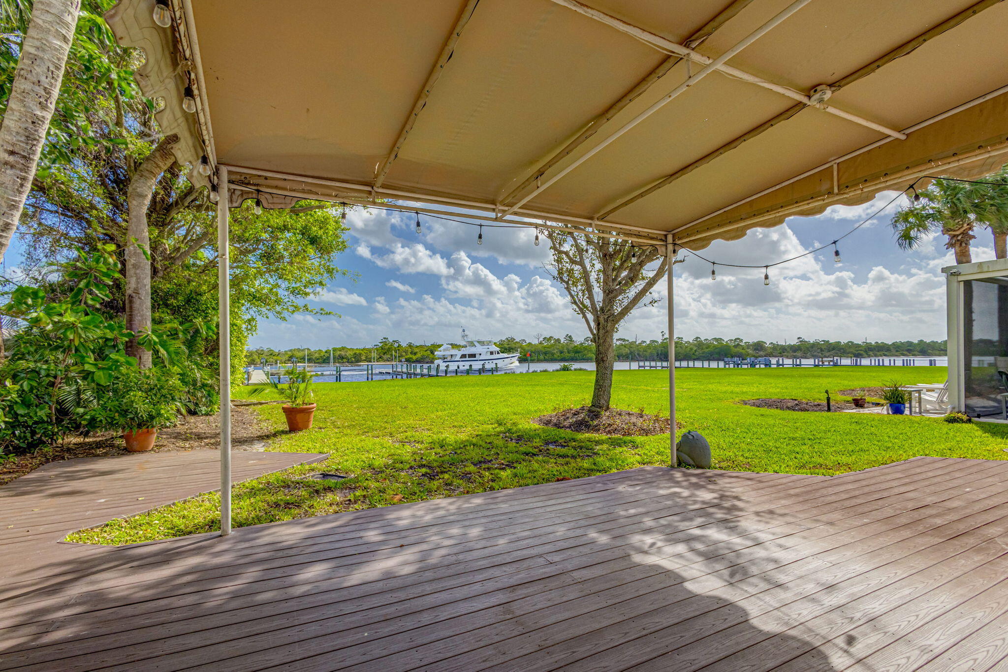 16334 Port Dickinson Drive Jupiter, FL 33477 - Photo 38 of 50 your back patio