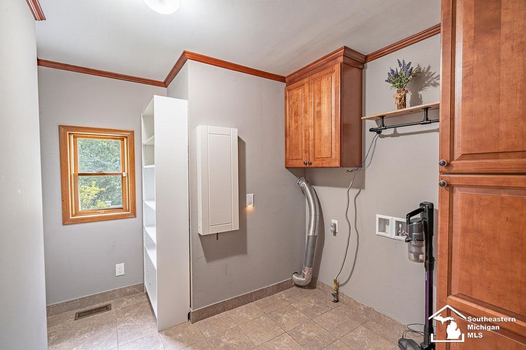 21680 Bell Road New Boston, MI 48164 - Photo 19 of 38 Gallery Image 19