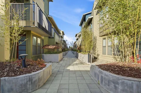 $1,198,000 | 820 Altaire Walk, Palo Alto, CA 94303