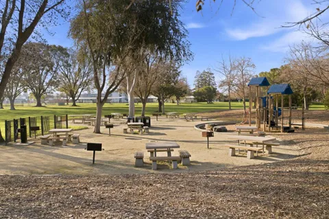 $1,198,000 | 820 Altaire Walk, Palo Alto, CA 94303