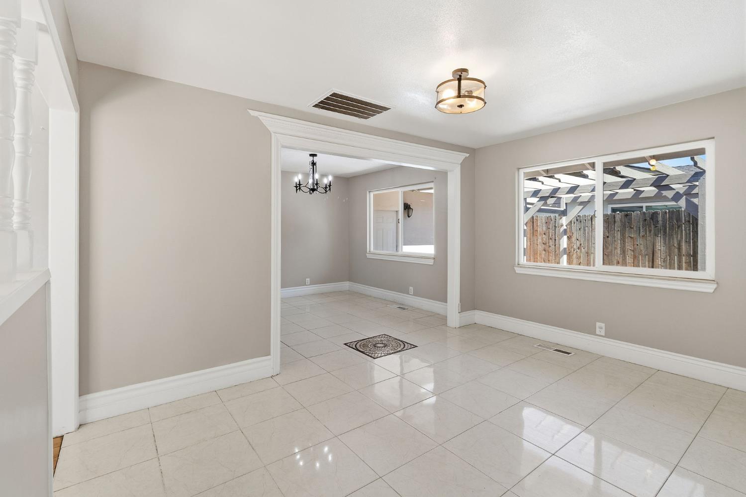 1408 Wallin Way Modesto, CA 95351 - Photo 14 of 32