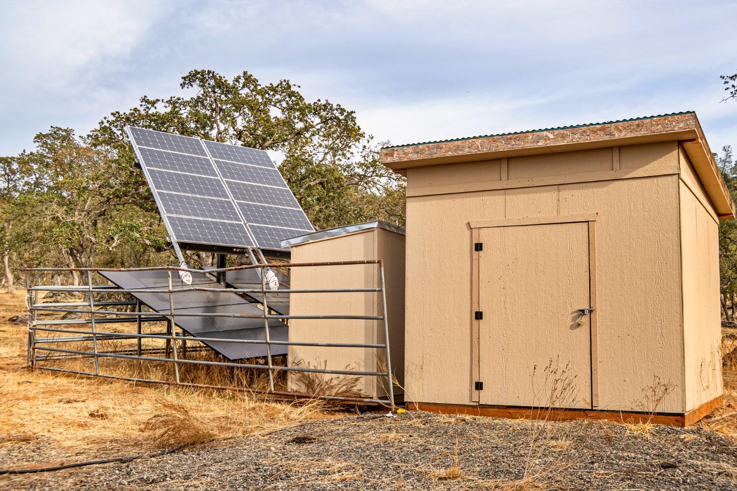 0 Ranch Road Valley Springs, CA 95252 - Photo 19 of 43 a backyard of a house with table and chairs