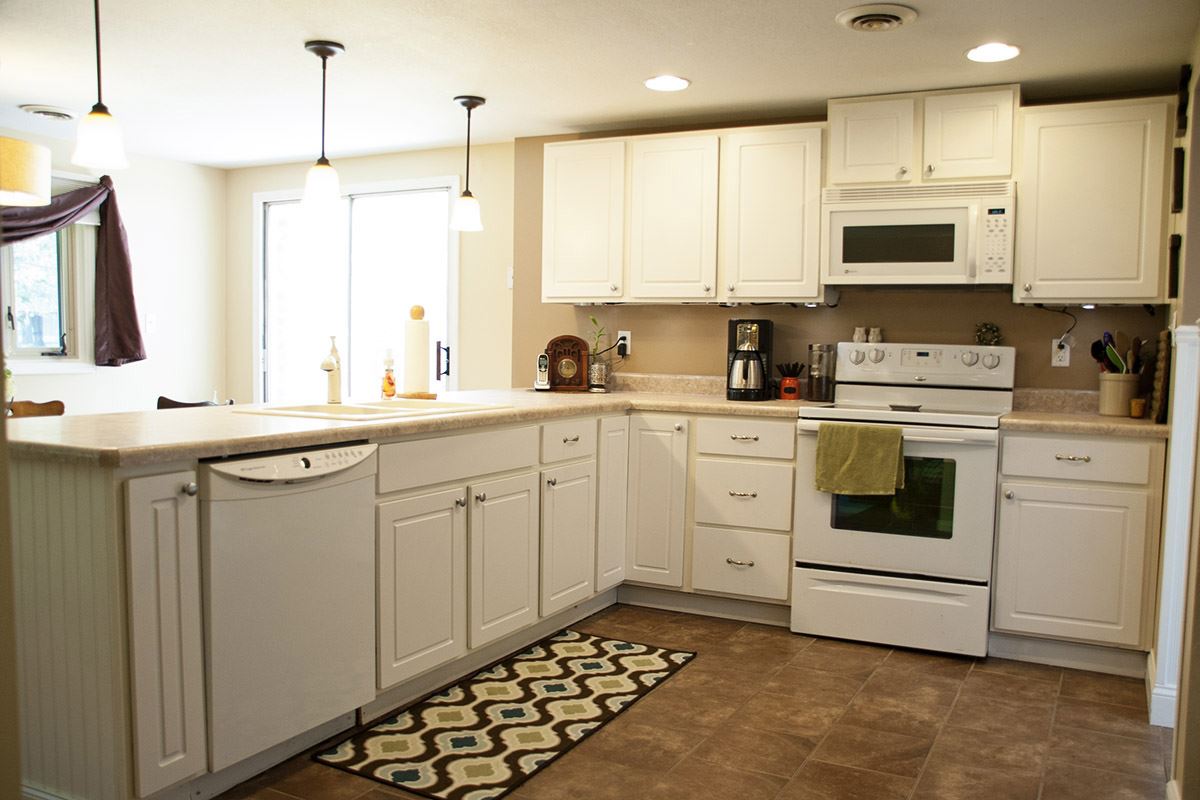 946 North Coleman Road Shepherd, MI 48883 - Photo 9 of 29 1801200-8.JPG