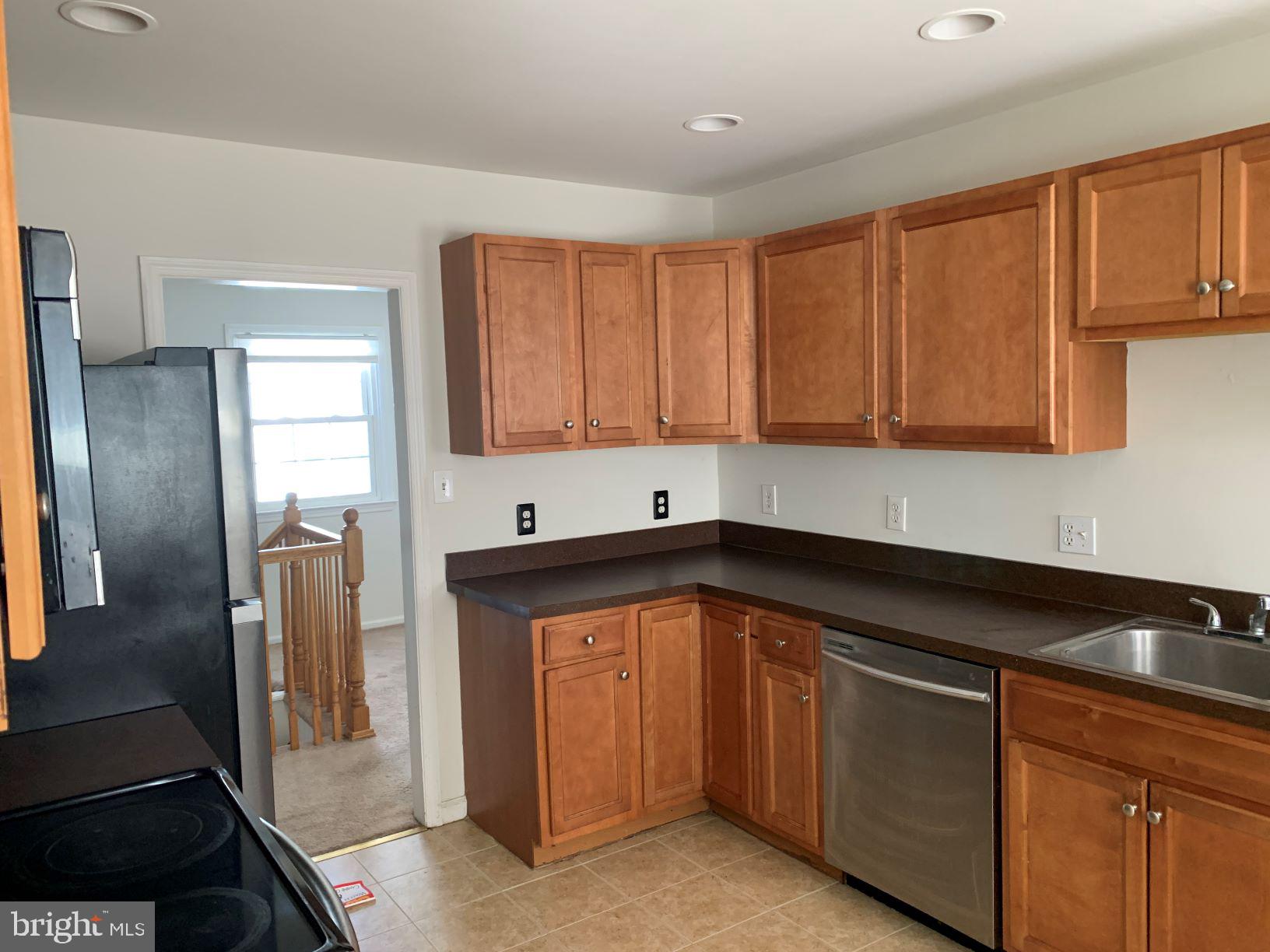 45 Vansant Road Newark, DE 19711 - Photo 3 of 6 Gallery Image 3
