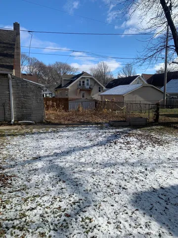 $255,000 | 2200 South 84th Street, West Allis, WI 53219