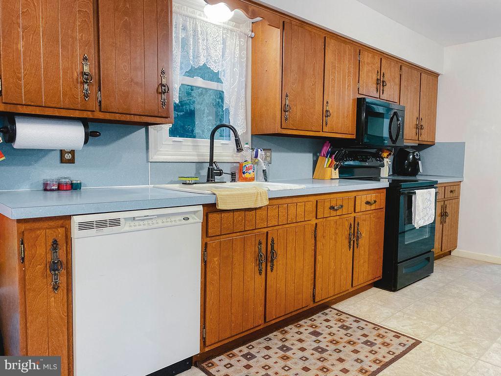 615 Alexander Spring Road Carlisle, PA 17015 - Photo 11 of 18 Gallery Image 11