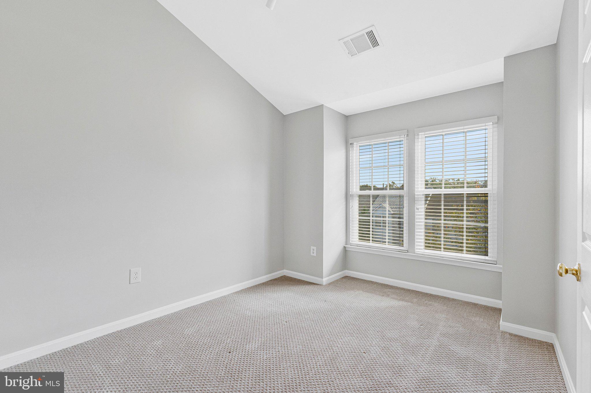 22011 Box Car Square Sterling, VA 20166 - Photo 26 of 45 Second Bedroom