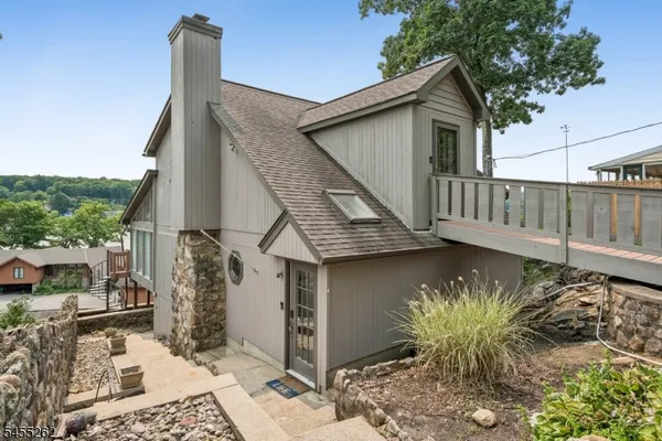 $899,000 | 327 Squaw Trail, Hopatcong, NJ 07821