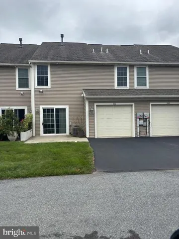 $2,500 | 312 Emerald Lane, Reading, PA 19610