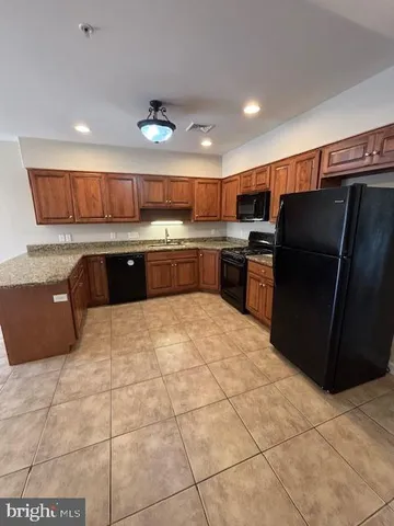 $2,500 | 312 Emerald Lane, Reading, PA 19610