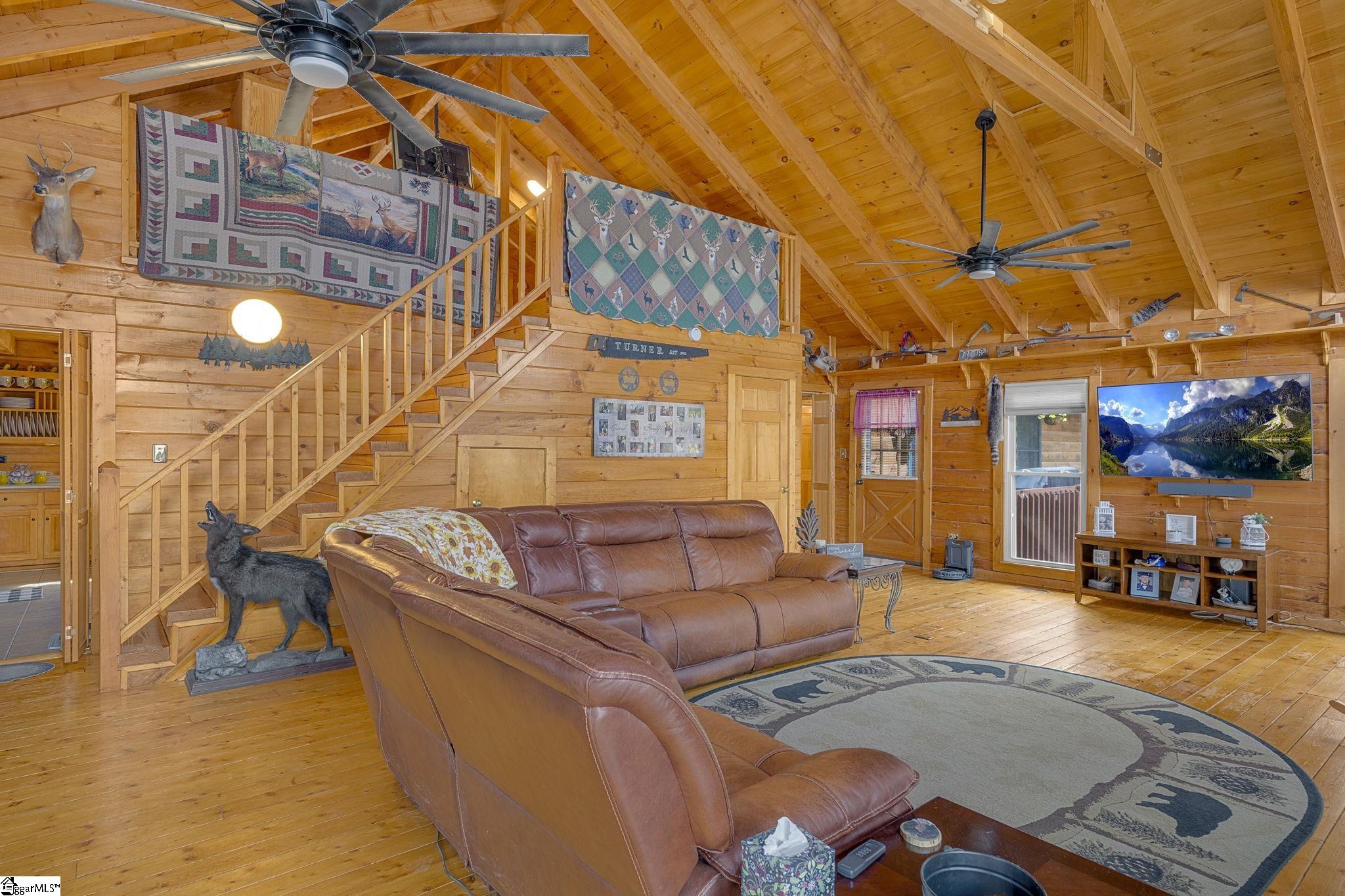 220 Blue Berry Trail Pickens, SC 29671 - Photo 8 of 44