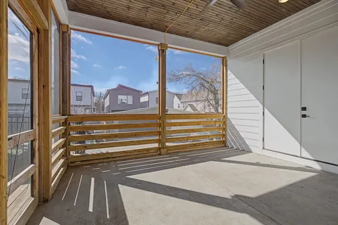 $575,000 | 1909 A 15th Avenue North, Nashville, TN 37208