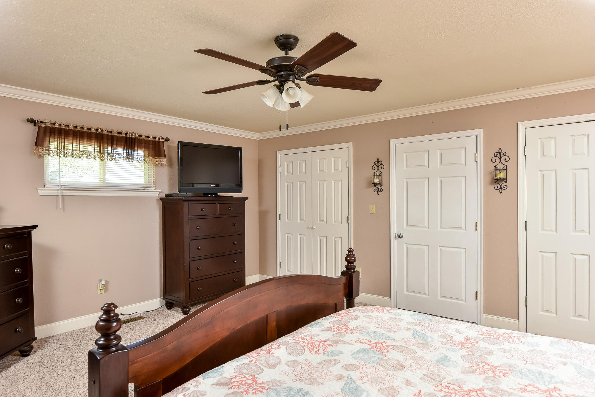 400 Steele Road Rossville, GA 30741 - Photo 10 of 23 Master Bedroom