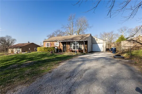 $239,000 | 5304 North Michigan Avenue, Kansas City, MO 64118