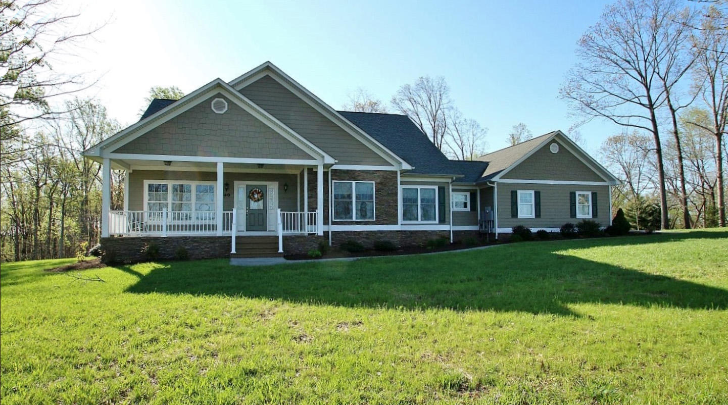 840 Windlass Road Moneta, VA 24121 - Photo 1 of 40 Main Photo