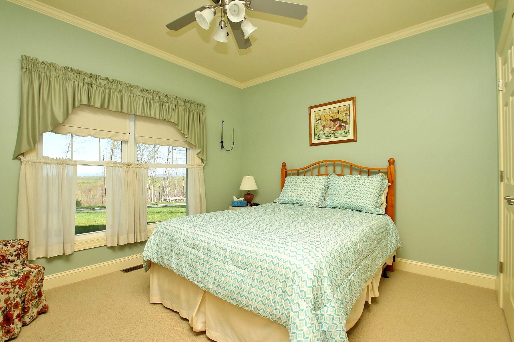 840 Windlass Road Moneta, VA 24121 - Photo 33 of 40 img_9935