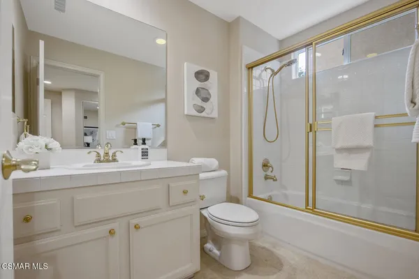 $1,699,000 | 2594 Oak Valley Lane, Thousand Oaks, CA 91362