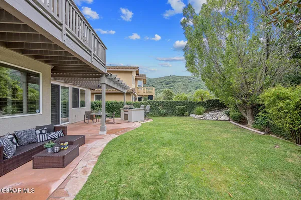 $1,699,000 | 2594 Oak Valley Lane, Thousand Oaks, CA 91362