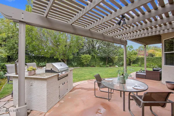 $1,699,000 | 2594 Oak Valley Lane, Thousand Oaks, CA 91362