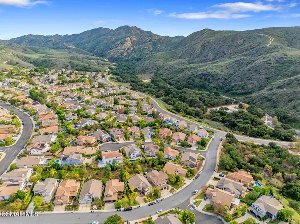 $1,699,000 | 2594 Oak Valley Lane, Thousand Oaks, CA 91362