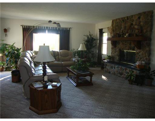 24649 Tyler Road Plymouth, IN 46563 - Photo 4 of 12 Gallery Image 4