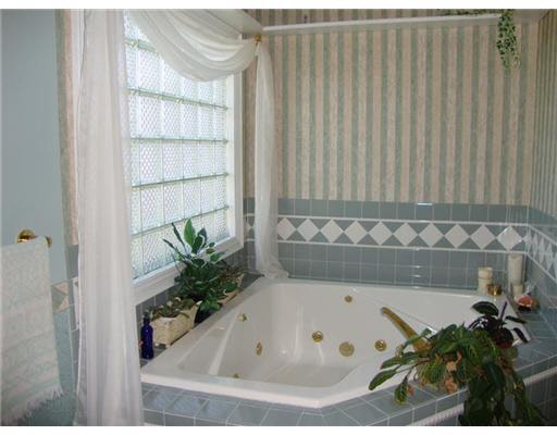 24649 Tyler Road Plymouth, IN 46563 - Photo 8 of 12 Gallery Image 8