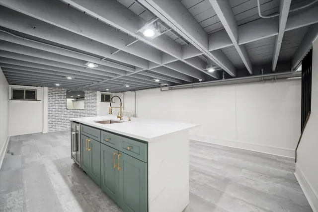 $750,000 | 10351 South Leavitt Street, Chicago, IL 60643