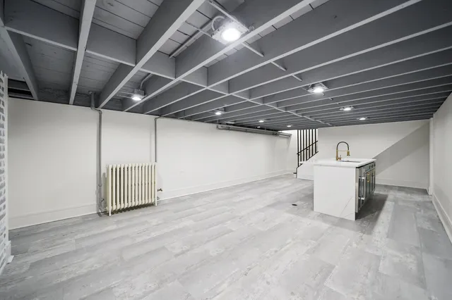 $750,000 | 10351 South Leavitt Street, Chicago, IL 60643