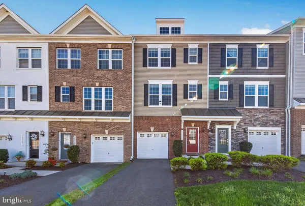 $569,900 | 15305 Linville Creek Drive, Haymarket, VA 20169