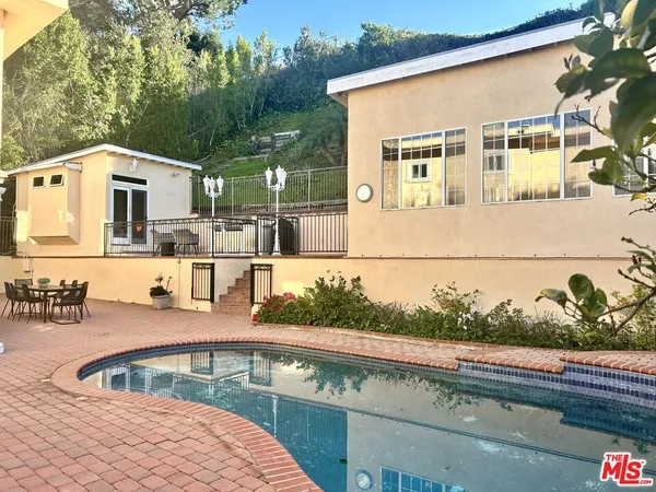 $11,000 | 11502 Dona Teresa Drive, Studio City, CA 91604
