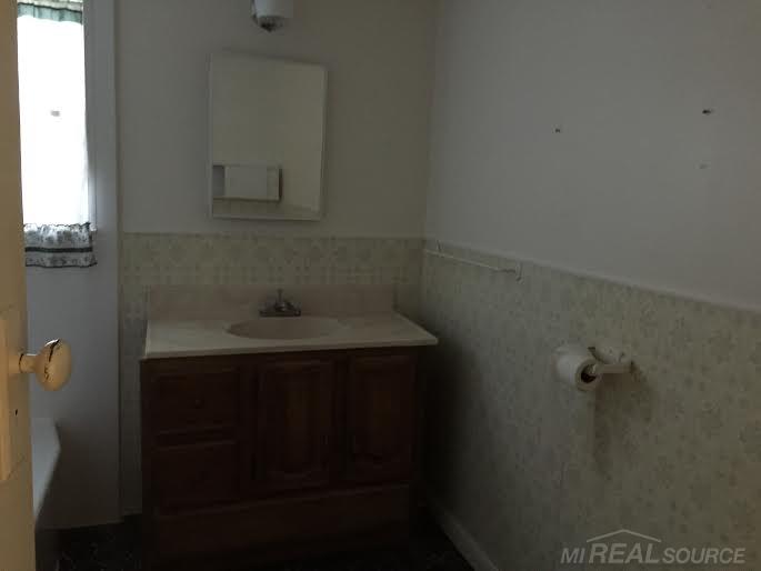 4008 Hunt Road Lapeer, MI 48446 - Photo 15 of 16