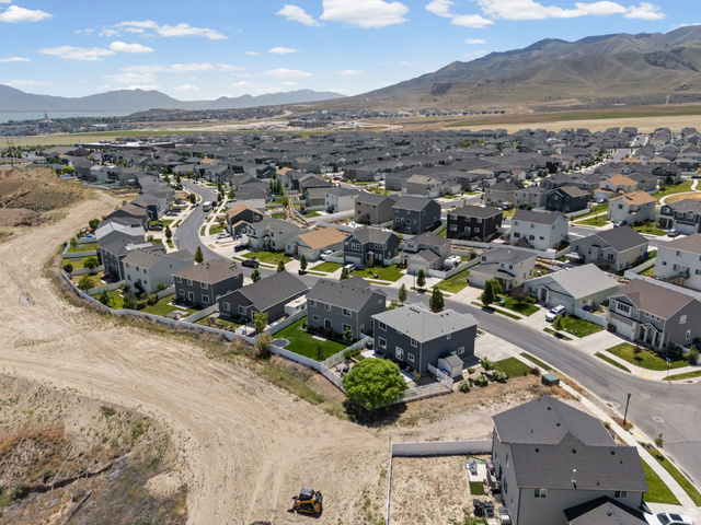 4693 Silver Ridge Road Eagle Mountain, UT 84005 - Photo 41 of 43