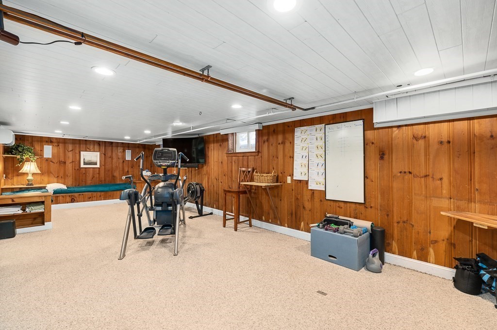 31 Grapevine Road Wenham, MA 01984 - Photo 23 of 41