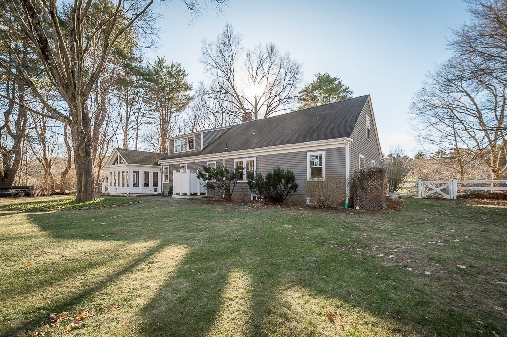 31 Grapevine Road Wenham, MA 01984 - Photo 27 of 41