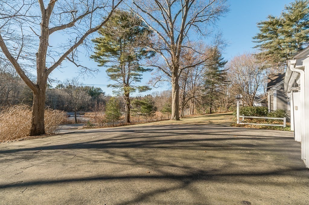 31 Grapevine Road Wenham, MA 01984 - Photo 31 of 41