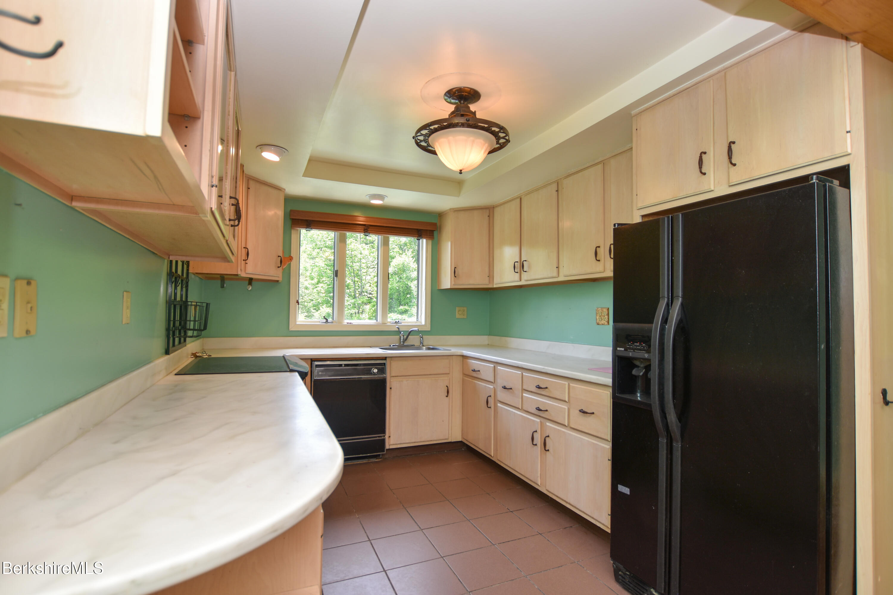 445 County Road Becket, MA 01223 - Photo 5 of 20 Kitchen