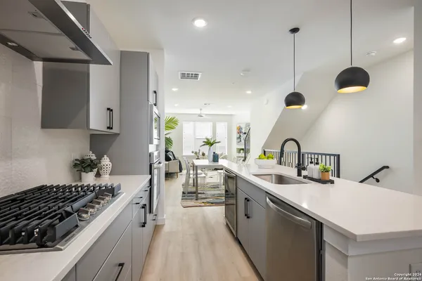$515,000 | 719 East Locust Street, Unit 2110, San Antonio, TX 78212