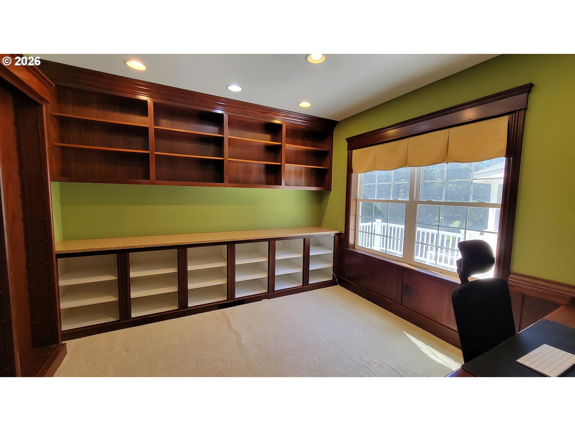 83160 Clear Lake Road Florence, OR 97439 - Photo 12 of 32 Den/Office