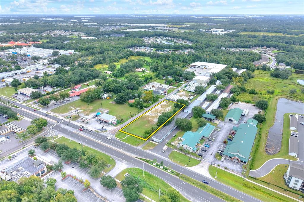 East Rayburn Road Plant City, FL 33566 - Photo 2 of 8 an aerial view of a city with lots of residential buildings