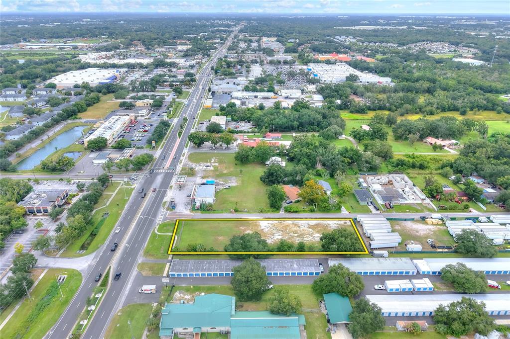 East Rayburn Road Plant City, FL 33566 - Photo 4 of 8 an aerial view of residential building and lake