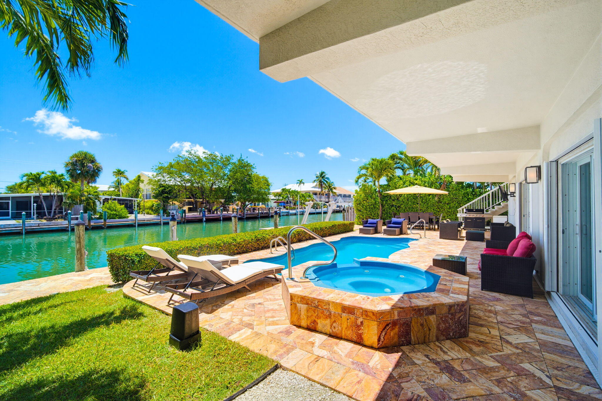 420 11th Street Key Colony Beach, FL 33051 - Photo 3 of 104 Pool