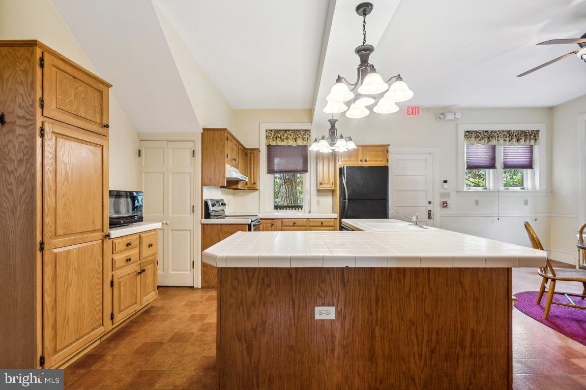 224 Broadway Hanover, PA 17331 - Photo 32 of 103