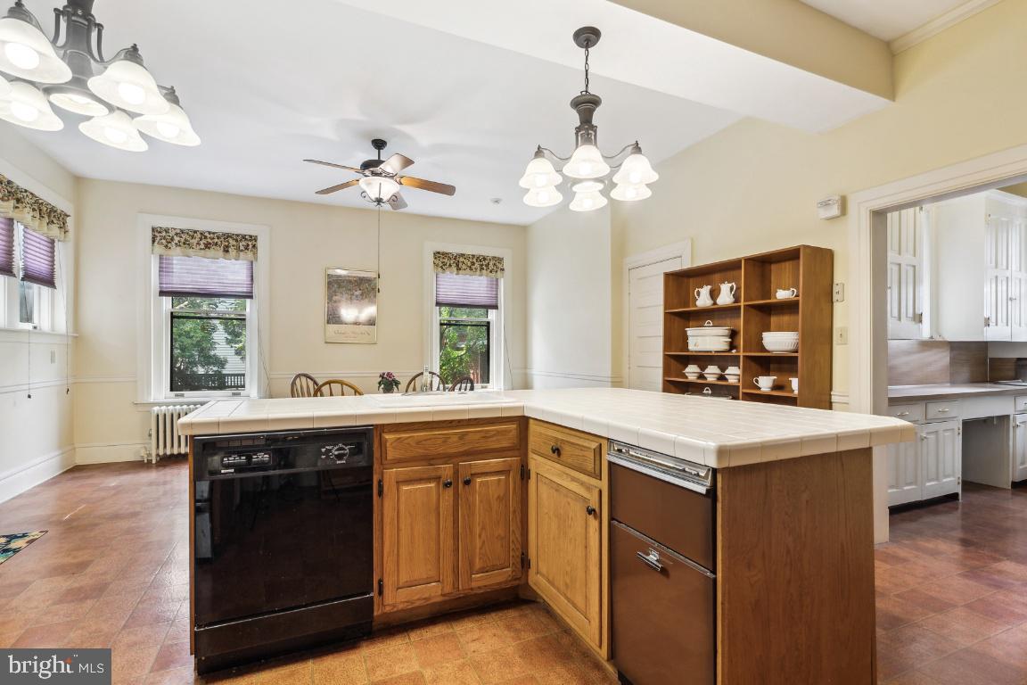 224 Broadway Hanover, PA 17331 - Photo 33 of 103