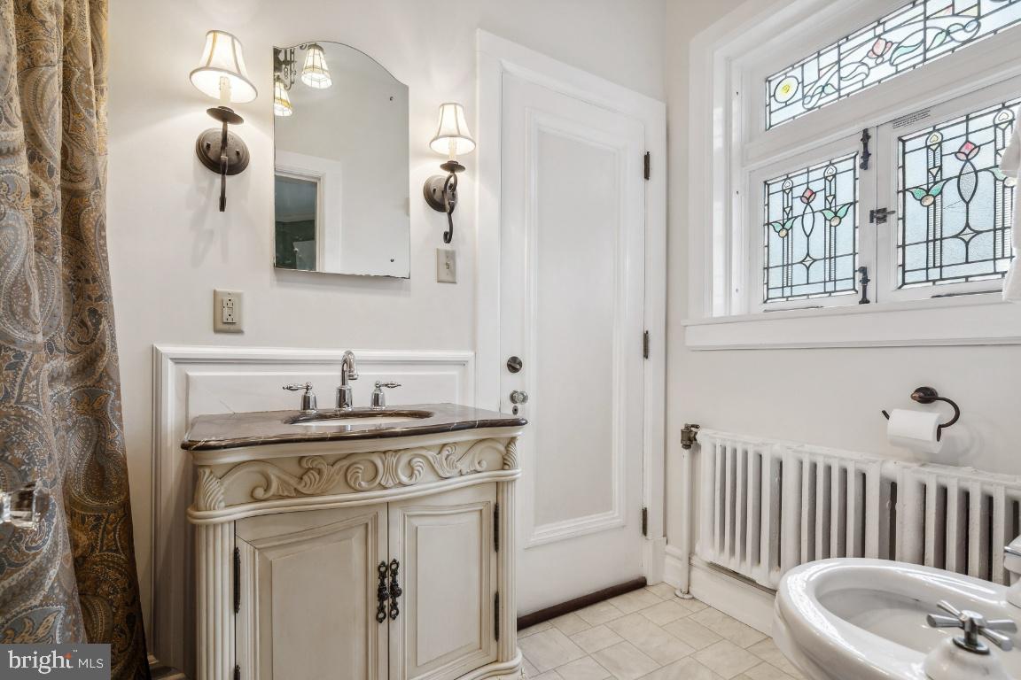 224 Broadway Hanover, PA 17331 - Photo 60 of 103