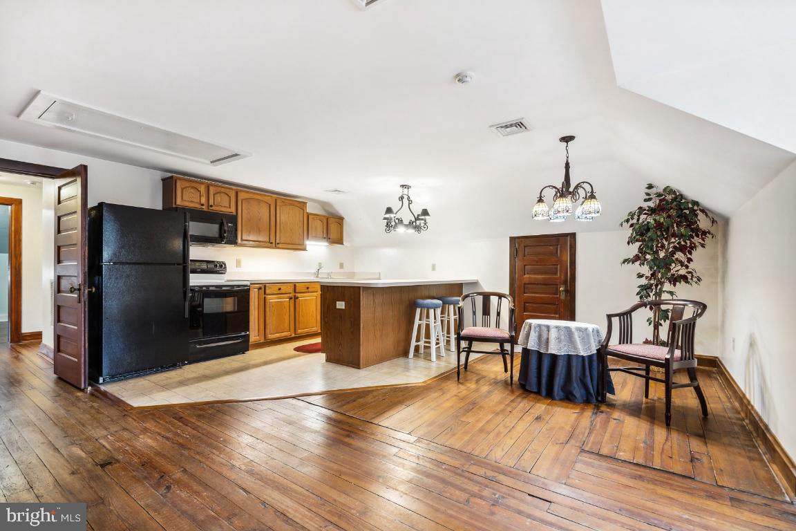 224 Broadway Hanover, PA 17331 - Photo 73 of 103