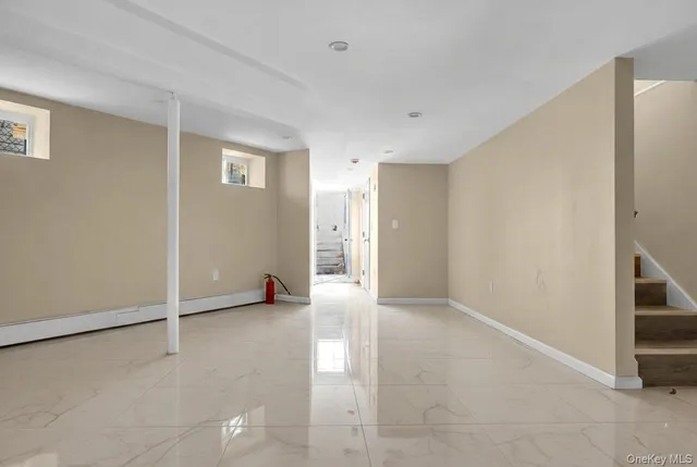 $979,000 | 110-34 214th Street | Bellaire Estates