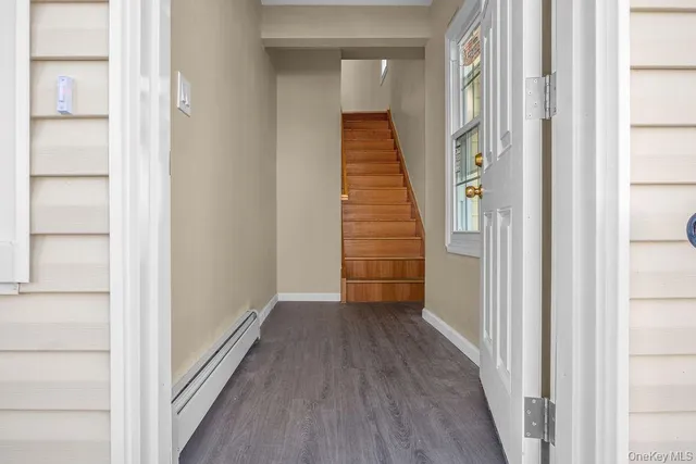 $979,000 | 110-34 214th Street | Bellaire Estates