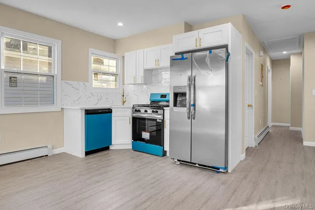 $979,000 | 110-34 214th Street | Bellaire Estates