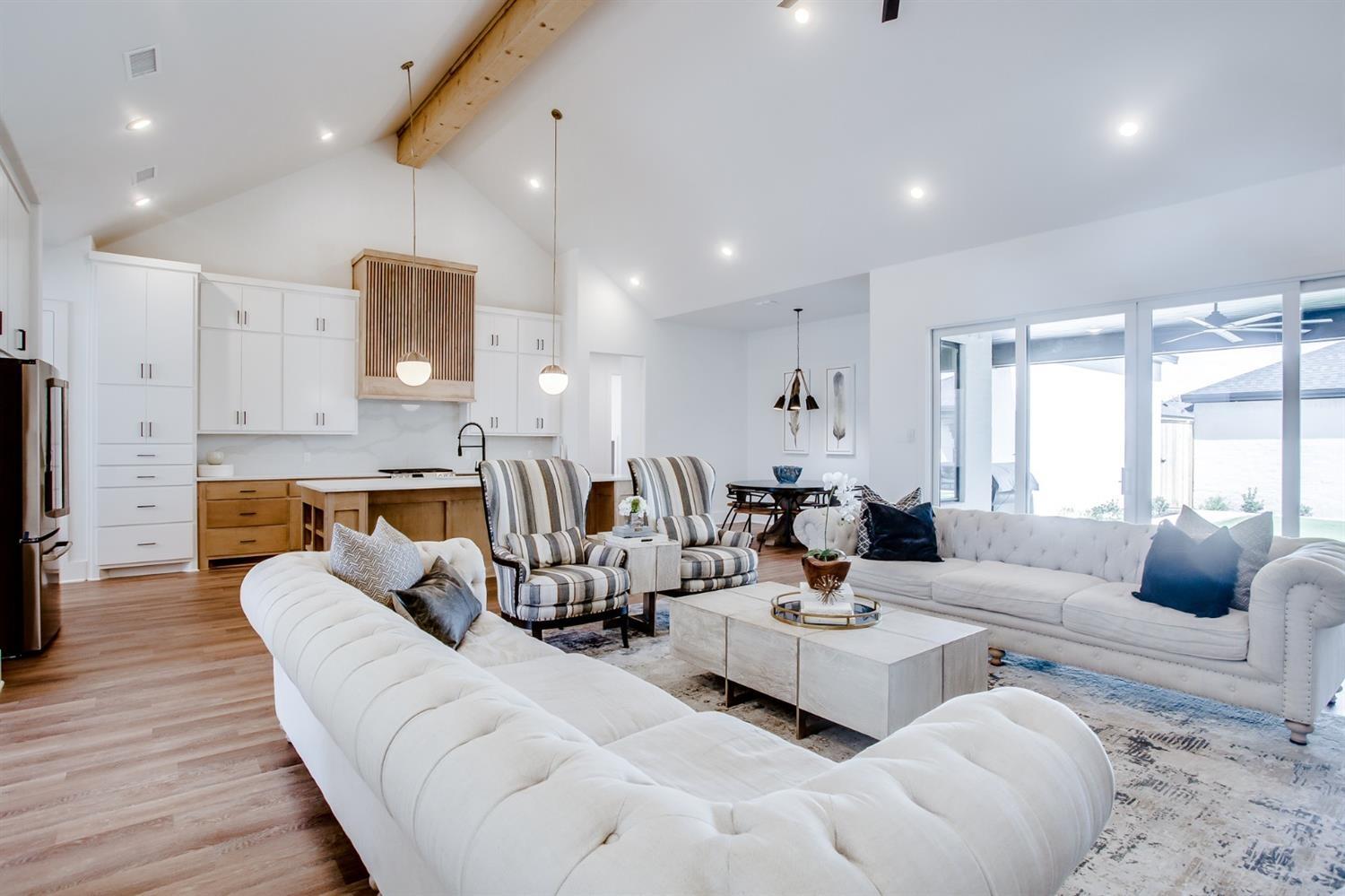 3812 138th Street Lubbock, TX 79423 - Photo 6 of 33 f19dc1ec-1217-441a-b445-b2a2dafd5548